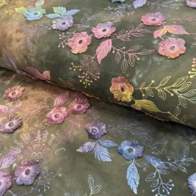 Bomullstyg TIE DYE EMBROIDERY Poppy design N