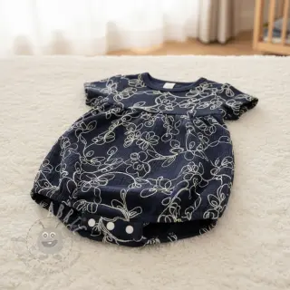 Dubbelgasväv/muslin EMBROIDERY Climbing flowers navy