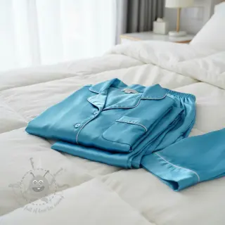 Satin turquoise