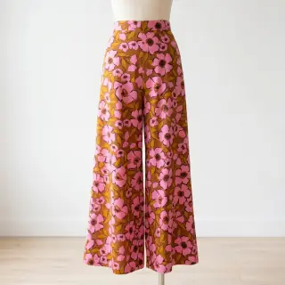 Bavlnená látka SATIN Flower Kala caramel