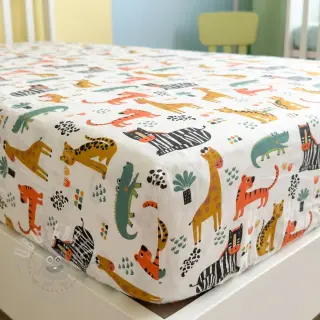 Bomullstyg Safari time offwhite digital print