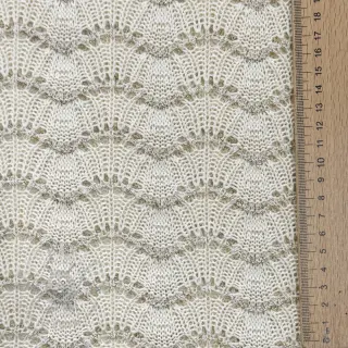 Stickat tyg jacquard LUREX ecru