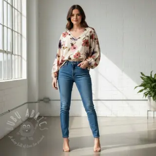 Bomullstyg VISCOSE Flowers offwhite digital print