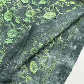 Bomullstyg TIE DYE EMBROIDERY Flora design A