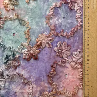 Bomullstyg TIE DYE EMBROIDERY Eva tape design C