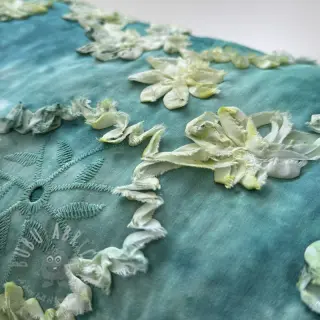 Bomullstyg TIE DYE EMBROIDERY Eva tape design B