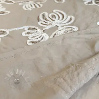 Bomullstyg EMBROIDERY Loom En Light natural