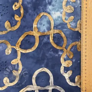 Bomullstyg TIE DYE EMBROIDERY Elise tape design D