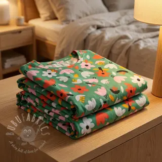 Bomullstyg Flowers green by JENNIFER BOURON ORGANIC