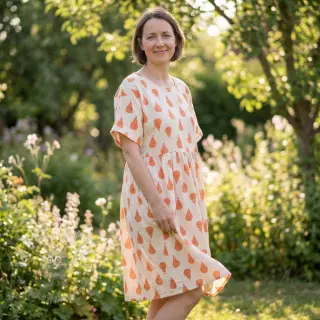 Dubbelgasväv/muslin Pears peach by JENNIFER BOURON ORGANIC