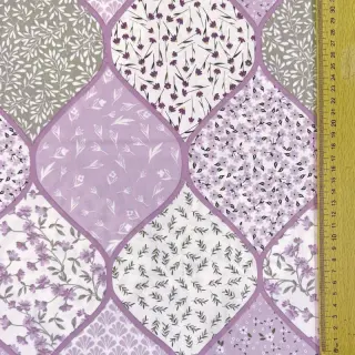 Bavlnená látka Flowers patchwork lilac