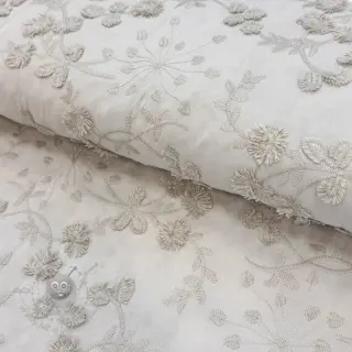 Bomullstyg EMBROIDERY Catchy leaves beige