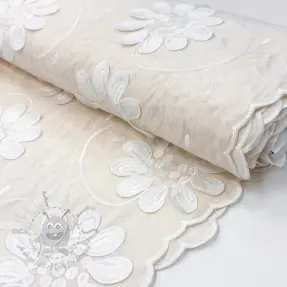 Bomullstyg EMBROIDERY Bellagio cream