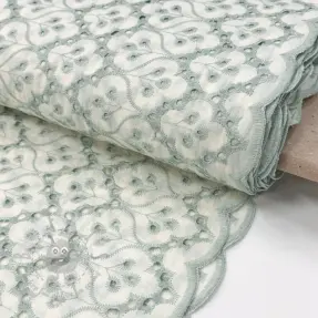 Bomullstyg EMBROIDERY Lilian mint