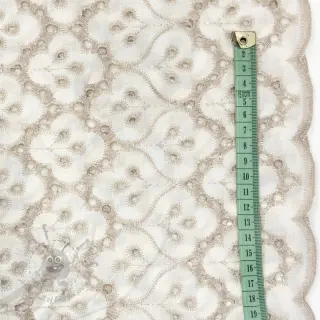 Bomullstyg EMBROIDERY Lilian natural