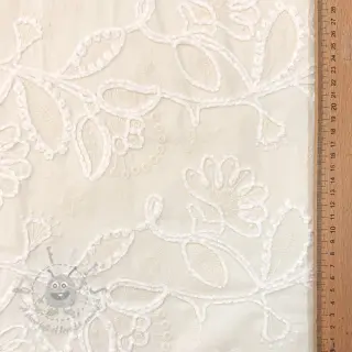 Bomullstyg EMBROIDERY Chenille Manon design B