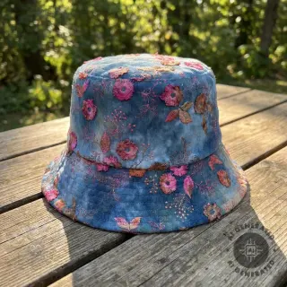 Manchester TIE DYE 21W Catchy design C