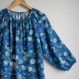 Viskos RAYON POPLIN Flower sea design B