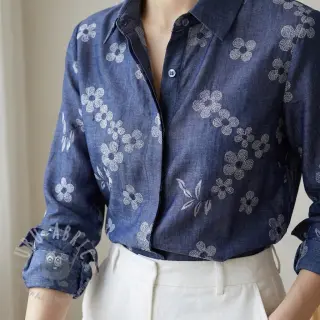 Bomullstyg JEANS Chambre LUXURY JACQUARD Flowers dark blue