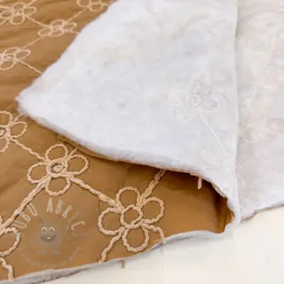 Vadderat tyg Flower design light brown
