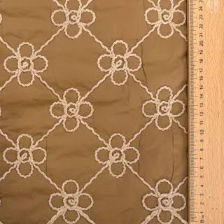 Prešívaná látka Flower design light brown