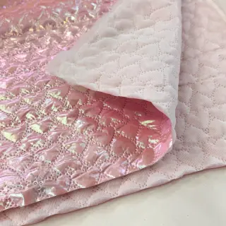 Vadderat tyg Fancy hearts light pink