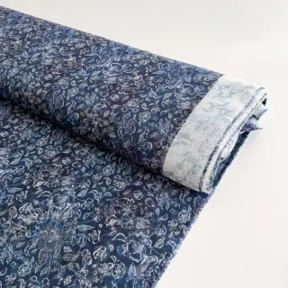 Viskos RAYON POPLIN White flowers design C