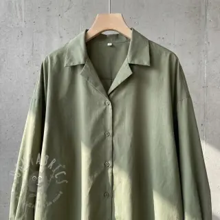 Bomullstyg med viskos olive