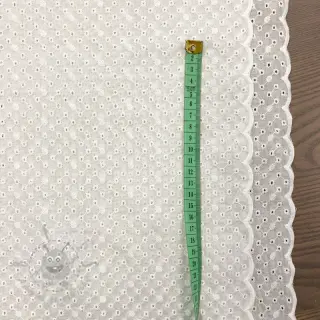 Bomullstyg EMBROIDERY Daniela white