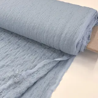 Bomullstyg SMOGGED EMBROIDERY baby blue