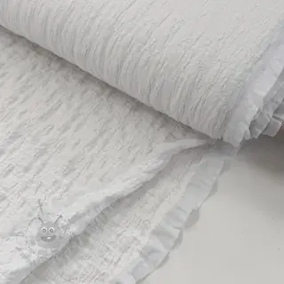 Bomullstyg SMOGGED EMBROIDERY white
