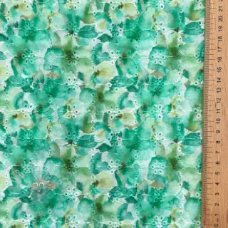 Bomullstyg EMBROIDERY Viola green digital print