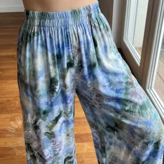 Viskos TWILL Messy TIE DYE design C