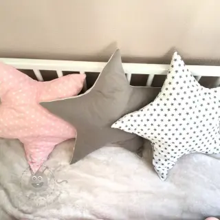 Bomullstyg Petit stars light rose