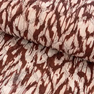 Vadderat tyg Blurry Ikat brown