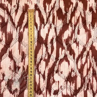 Vadderat tyg Blurry Ikat brown