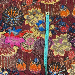 Dekorationstyg jacquard Opium allover rouge