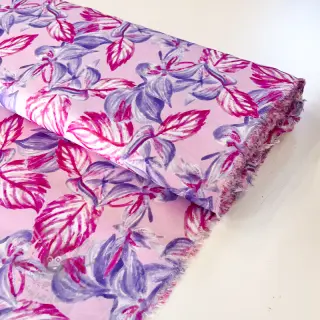 Viskos RADIANCE Anabella leaves pink digital print