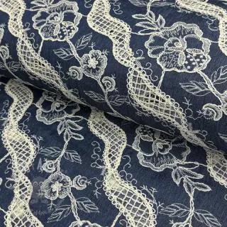 Bomullstyg JEANS EMBROIDERY Flora design Och